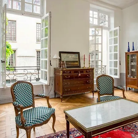 Appartement Veeve - Classical On Ile De La Cite